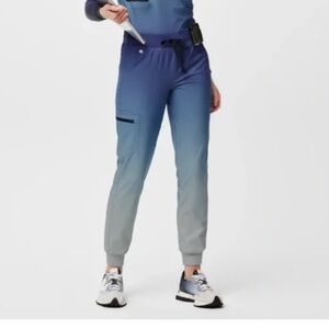 FIGS Technical Collection Scrub pants size S